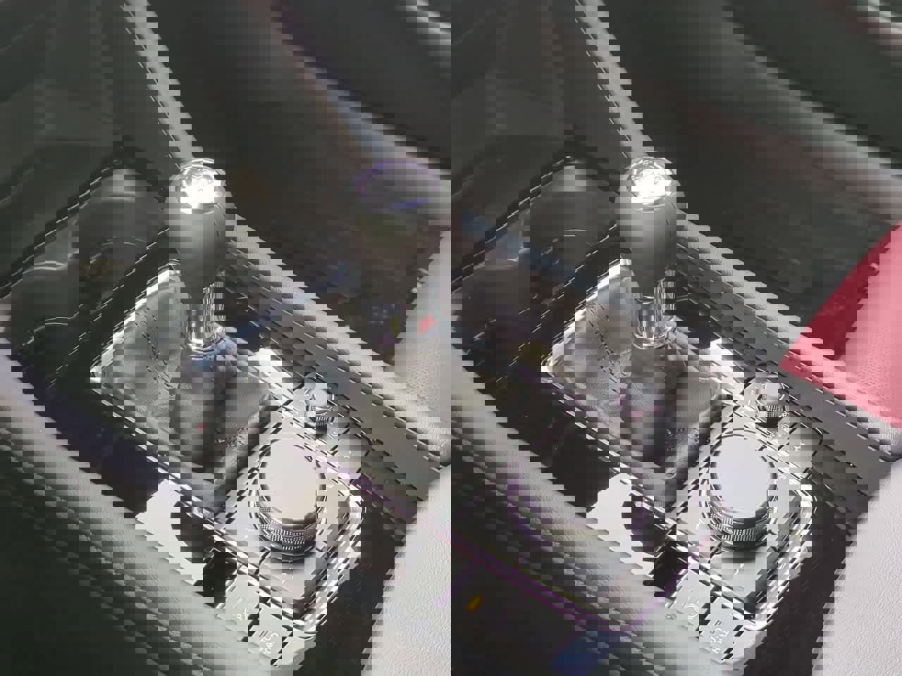 New 2026 MAZDA MAZDA3 2.5 S Hatchback w/ Premium Pkg image 32