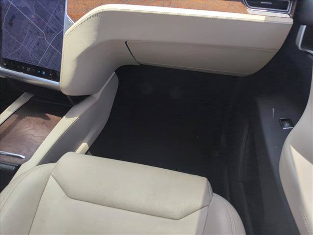 Used 2018 Tesla Model X 75D AWD/4WD image 25