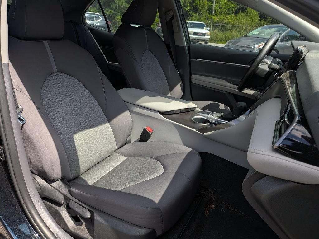 Used 2024 Toyota Camry LE w/ Convenience Package FWD image 30