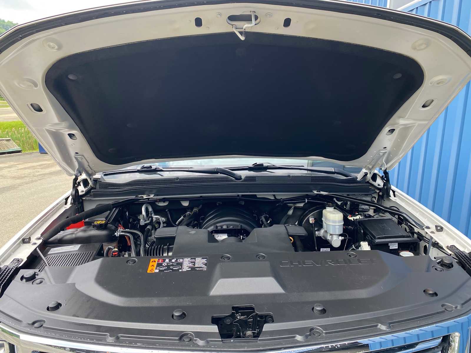 Used 2020 Chevrolet Suburban Premier w/ Premier Plus Edition image 6