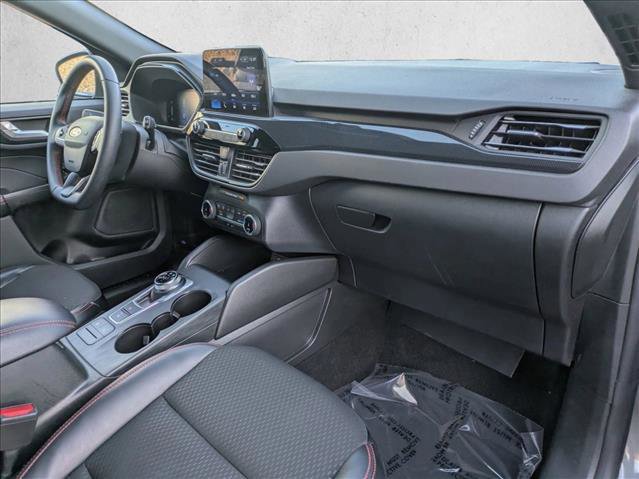 Used 2025 Ford Escape ST-Line image 22