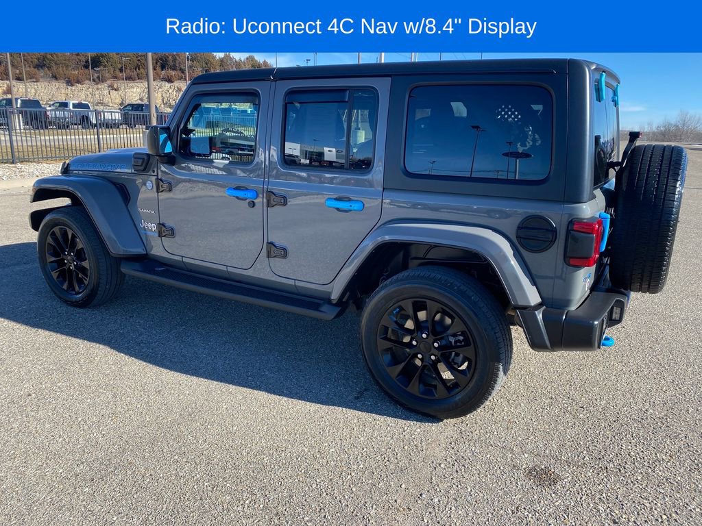 Used 2022 Jeep Wrangler Unlimited Sahara AWD/4WD image 4