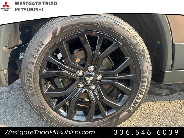 Used 2018 Mitsubishi Outlander LE AWD/4WD image 22