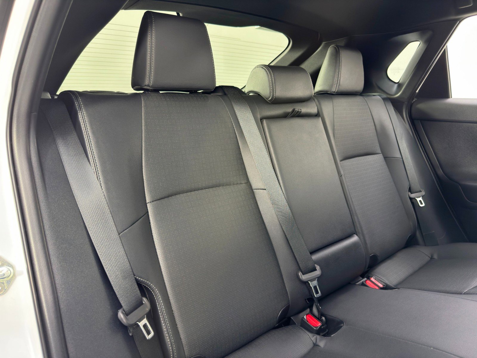 Used 2024 Toyota bZ4X Limited image 34