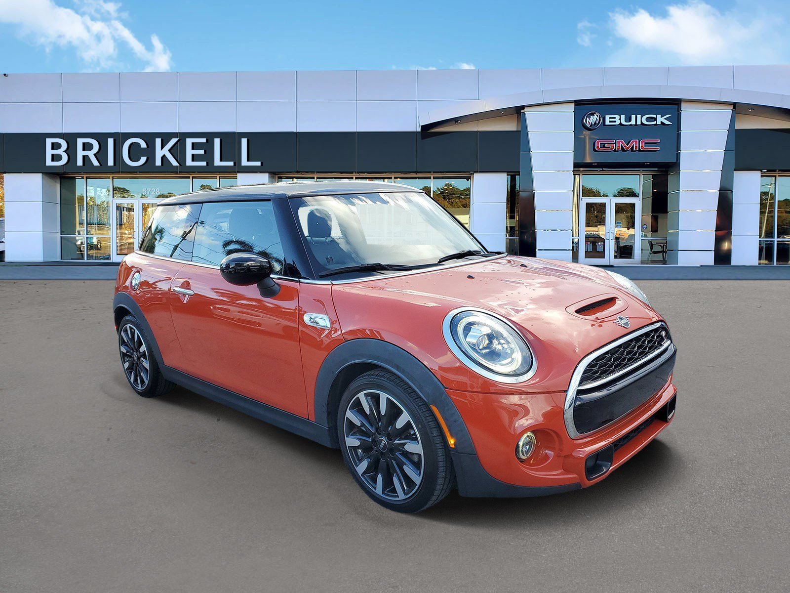 Used 2021 MINI Cooper S FWD video 2