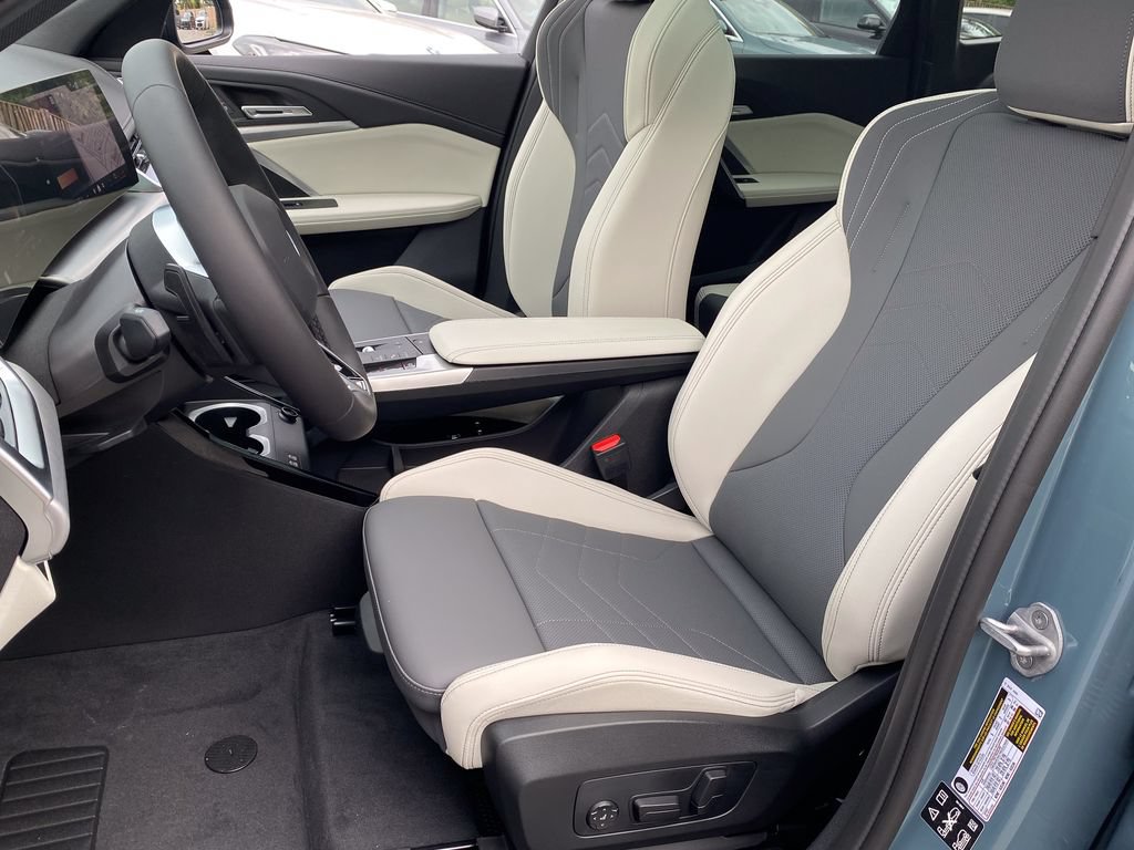 New 2027 BMW X1 xDrive28i AWD/4WD image 13