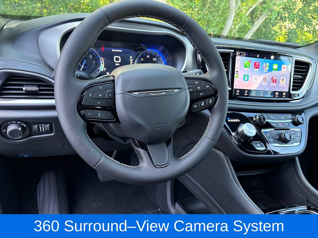 New 2027 Chrysler Pacifica Limited FWD image 13