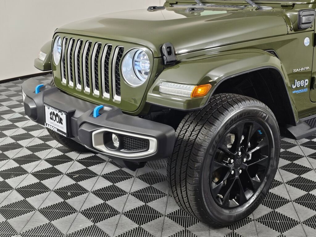 Used 2022 Jeep Wrangler Unlimited Sahara image 9