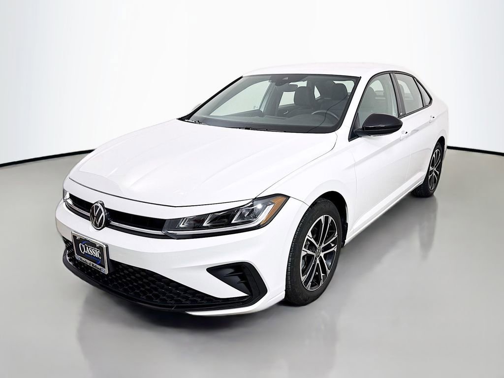 Used 2025 Volkswagen Jetta Sport image 3