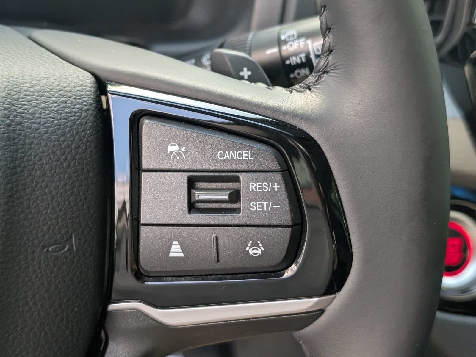Certified 2025 Honda Odyssey Touring image 28