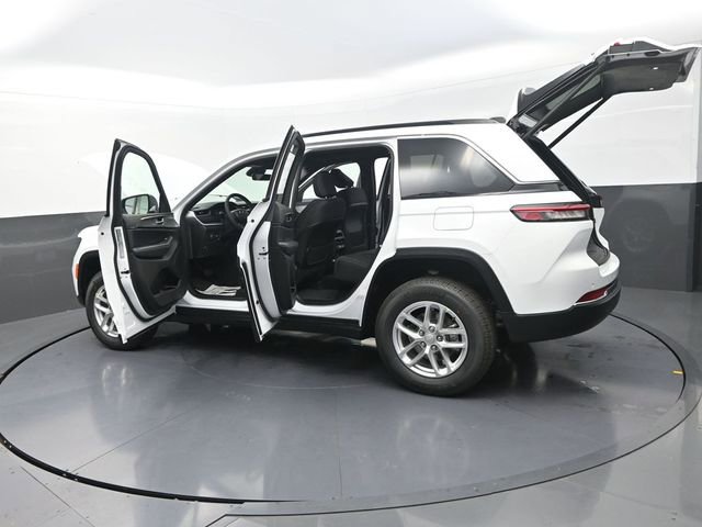 New 2026 Jeep Grand Cherokee Laredo X AWD/4WD image 33