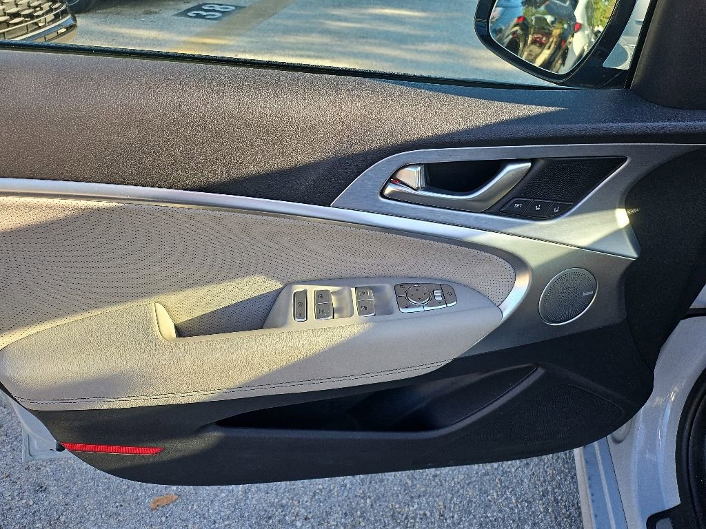 Used 2019 Genesis G70 3.3T Advanced w/ Elite Package AWD/4WD image 12
