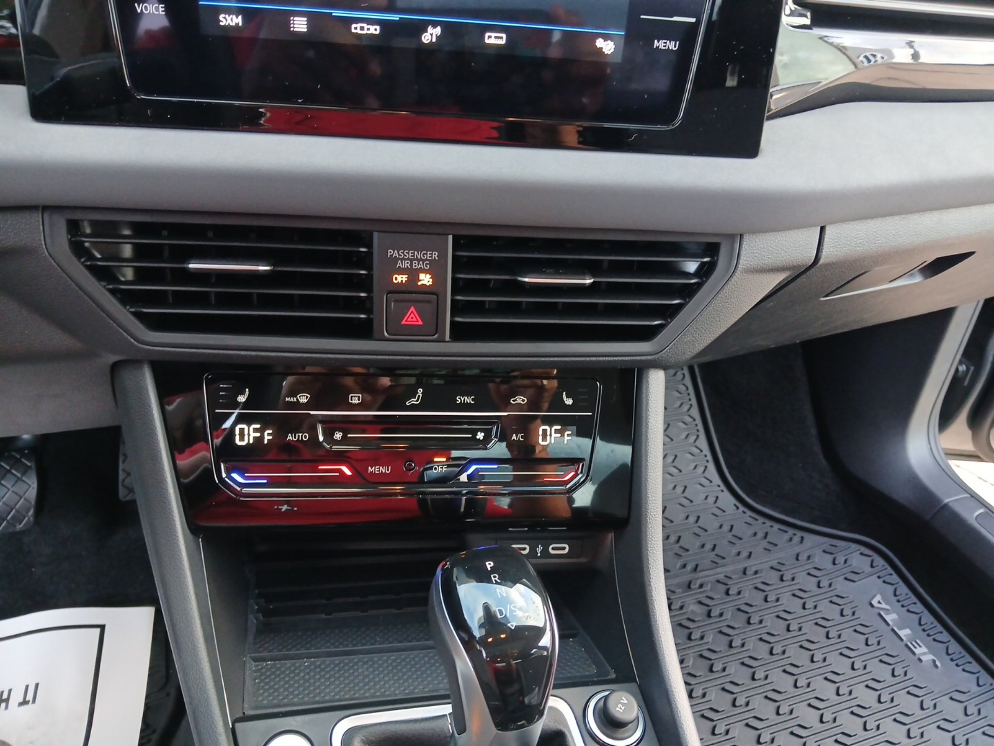 Certified 2026 Volkswagen Jetta SE FWD image 16