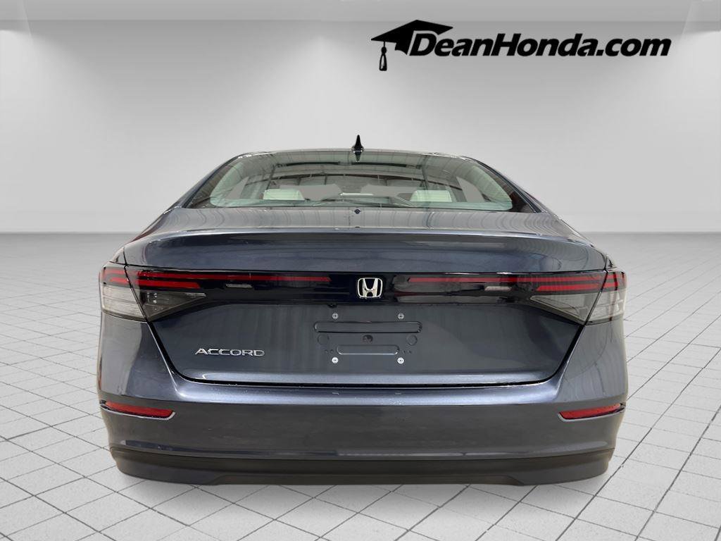 New 2025 Honda Accord SE image 4