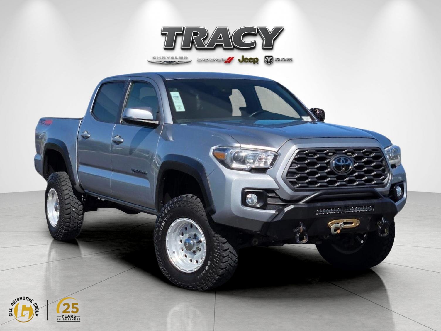 Used 2021 Toyota Tacoma TRD Off-Road w/ Technology Package AWD/4WD image 1