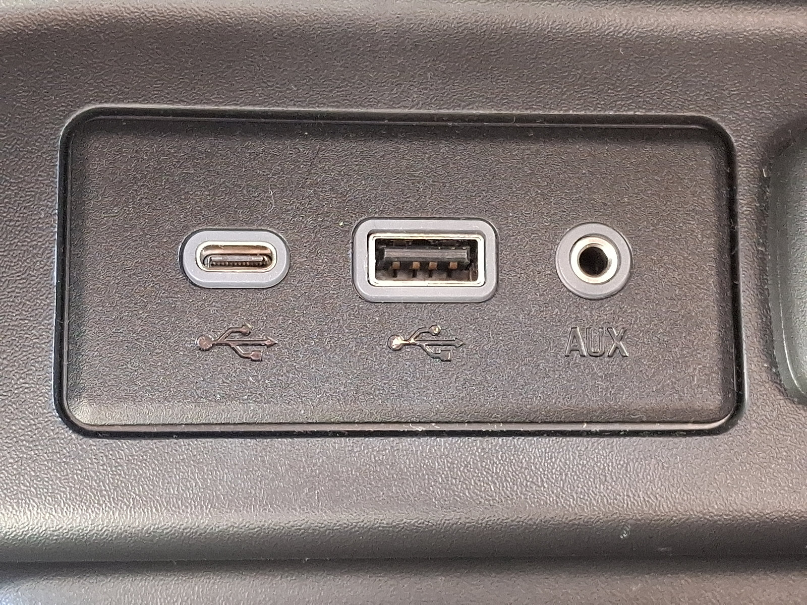 Used 2023 Chevrolet Equinox LS w/ LS Convenience Package FWD image 25