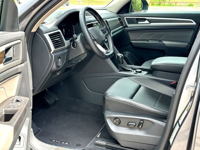 Used 2023 Volkswagen Atlas SE AWD/4WD image 10