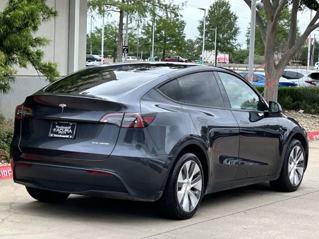 Used 2024 Tesla Model Y Long Range AWD/4WD image 4