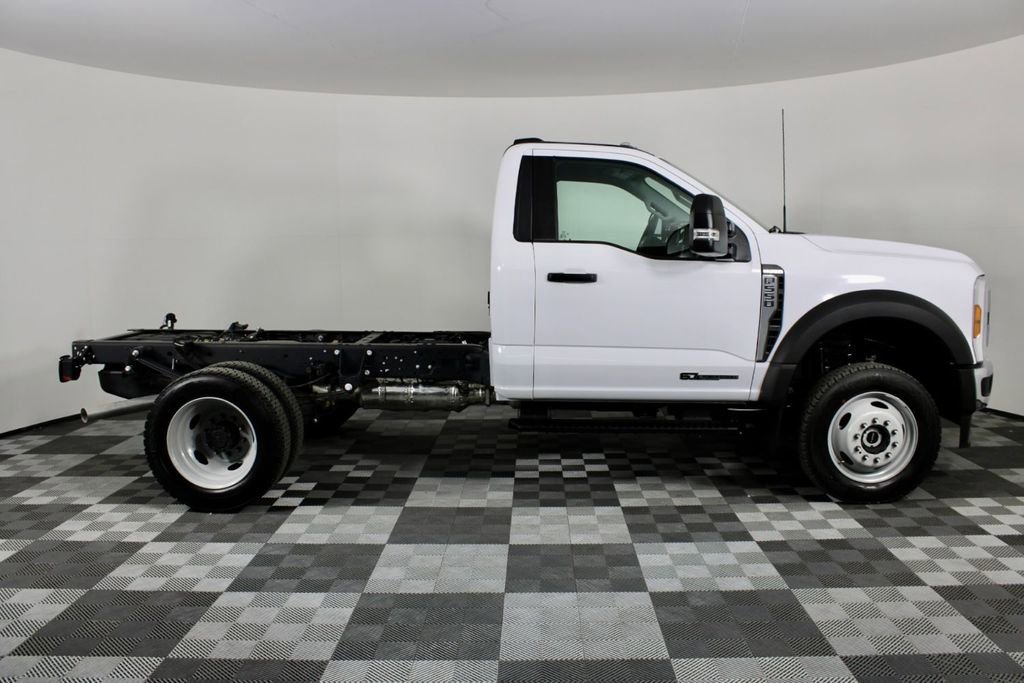 Used 2026 Ford F550 4x4 Regular Cab Super Duty w/ XL Chrome Package image 8