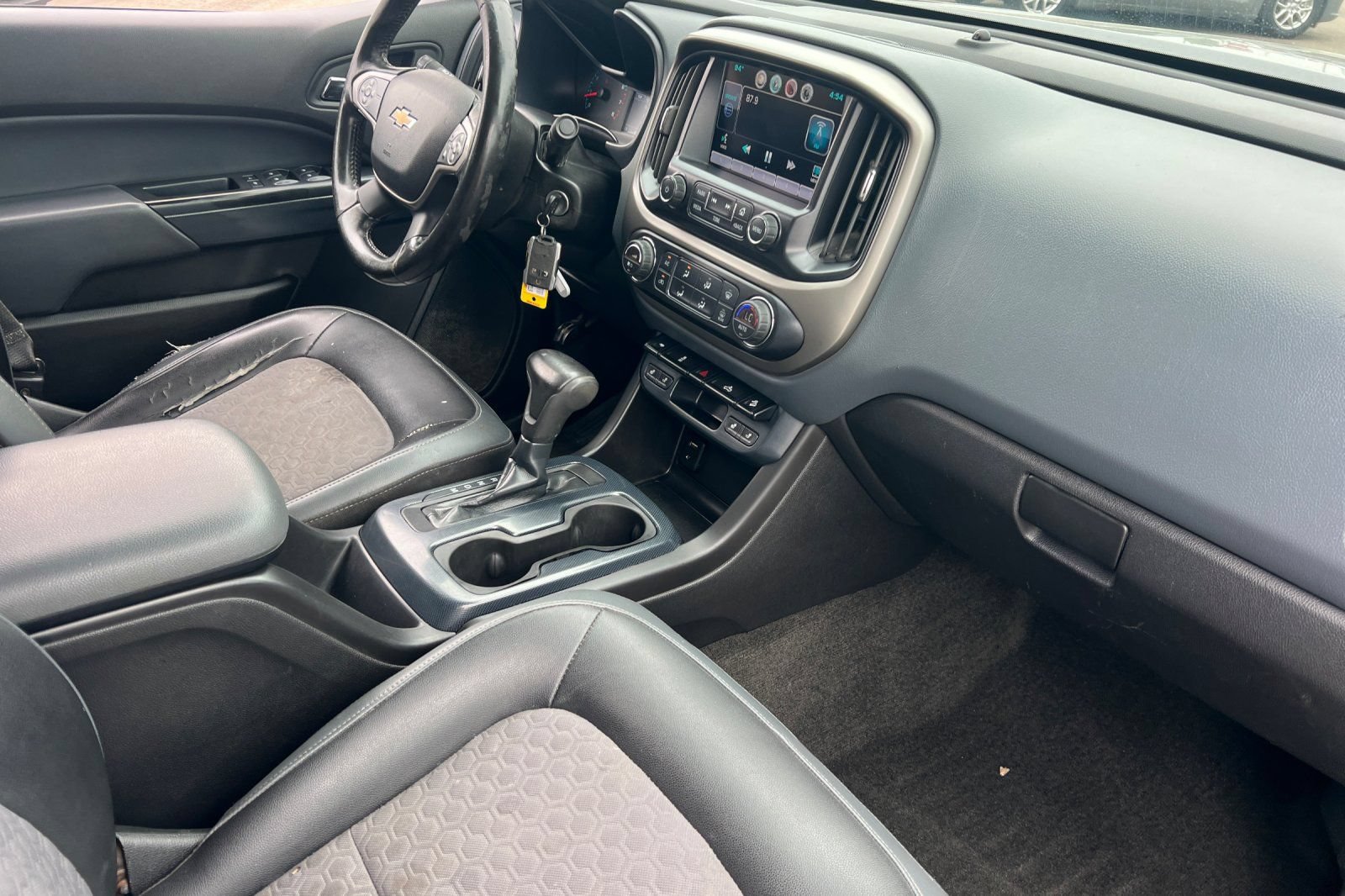 Used 2015 Chevrolet Colorado Z71 w/ LPO, Bed Protection Package AWD/4WD image 15