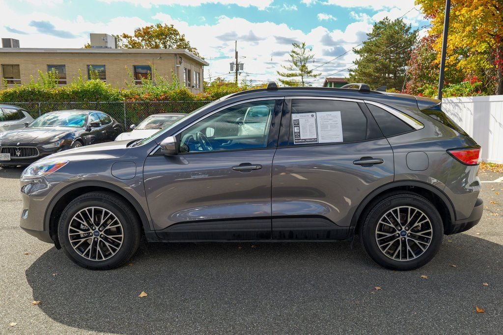 Used 2022 Ford Escape SEL w/ Technology Package image 4