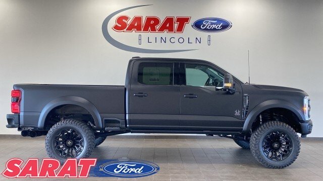 New 2026 Ford F250 Lariat w/ Black Appearance Package