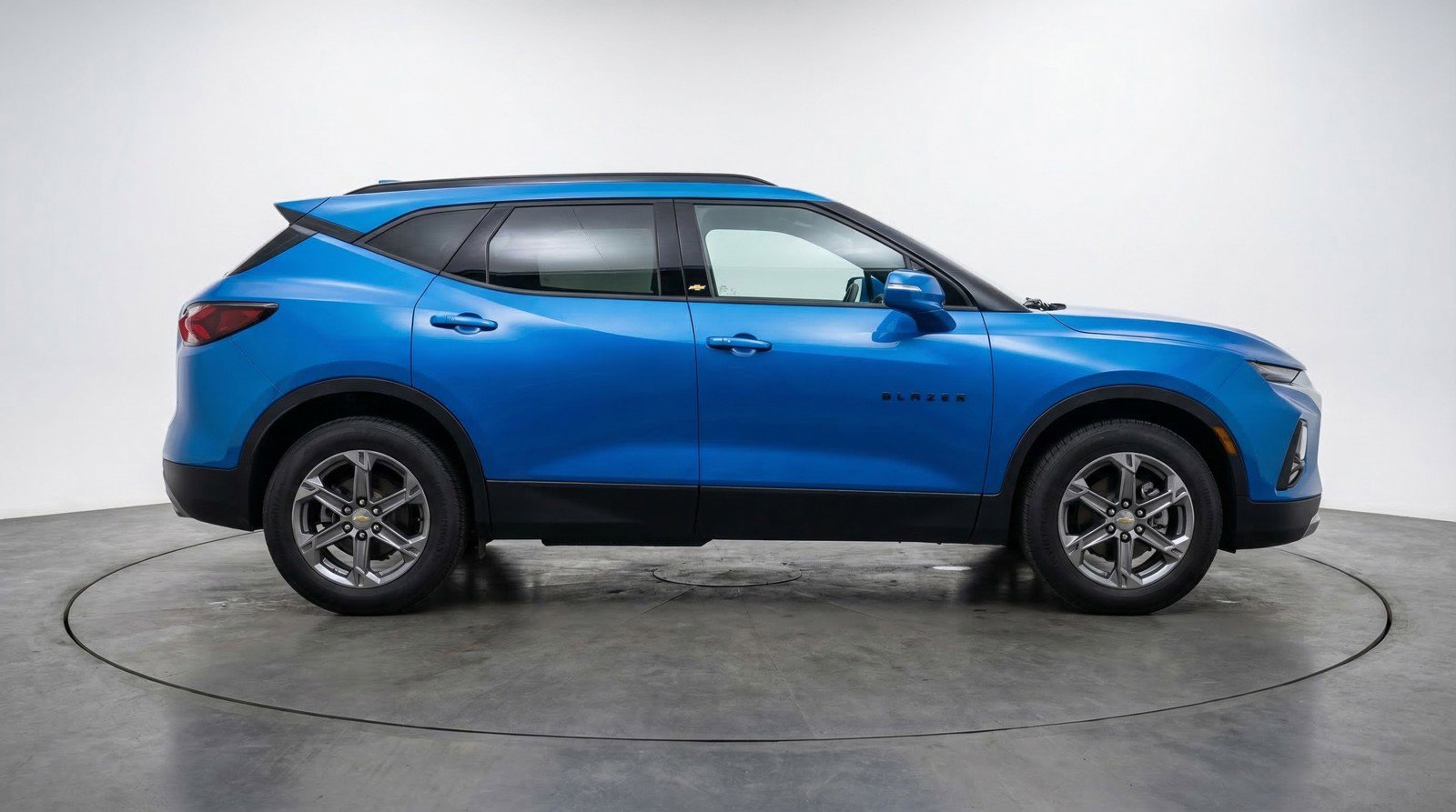 Used 2025 Chevrolet Blazer LT image 11