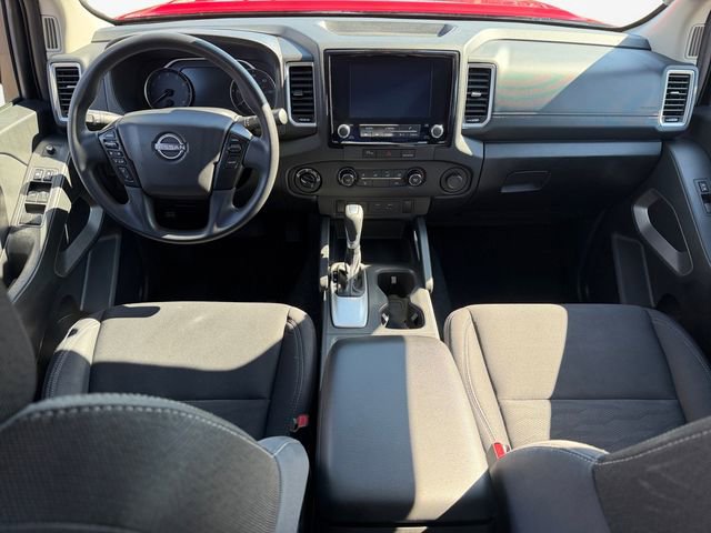 Used 2023 Nissan Frontier SV image 10