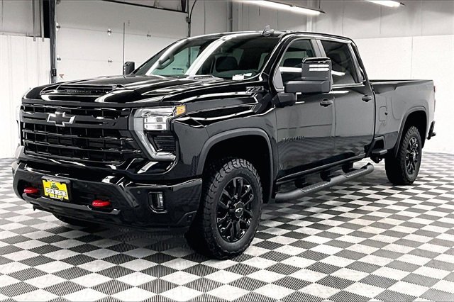 Used 2025 Chevrolet Silverado 2500 LT w/ Trail Boss Package image 11