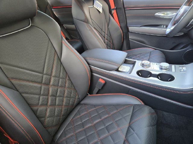 New 2027 Genesis GV70 2.5T Sport Prestige AWD/4WD image 10