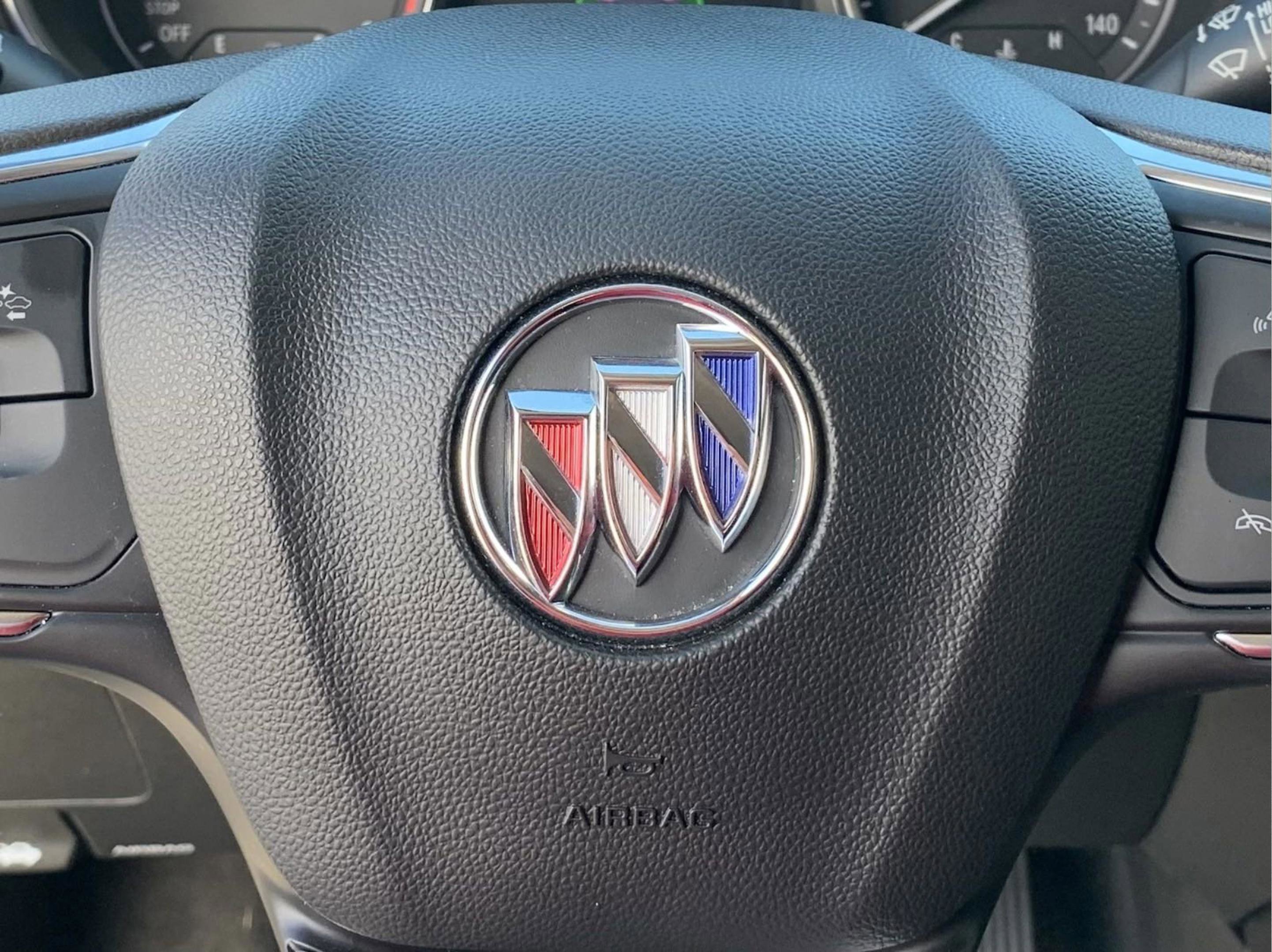 Used 2021 Buick Encore GX Select image 33