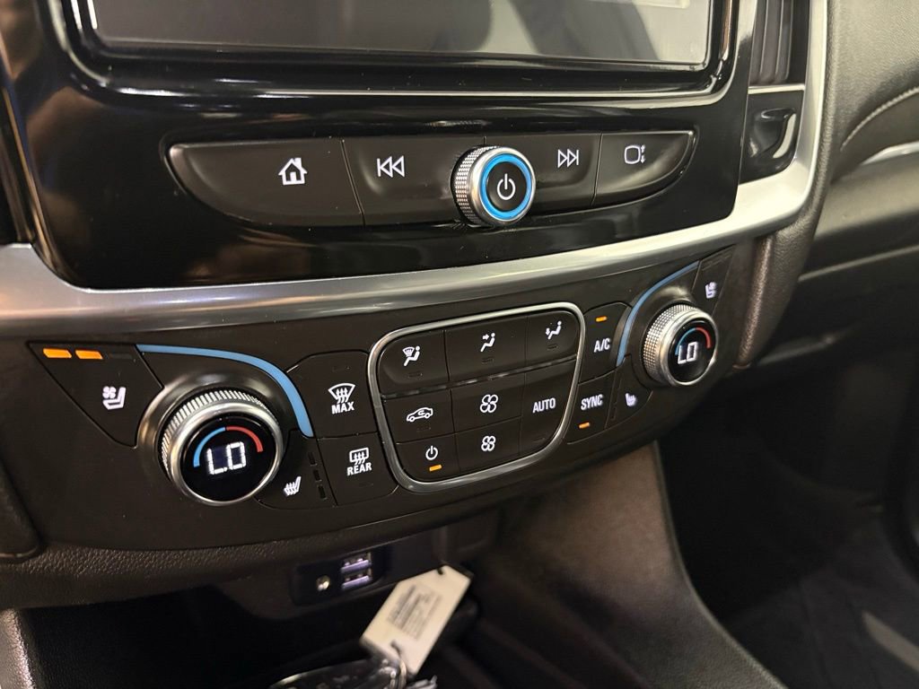 Used 2023 Chevrolet Traverse High Country w/ LPO, Floor Liner Package image 29