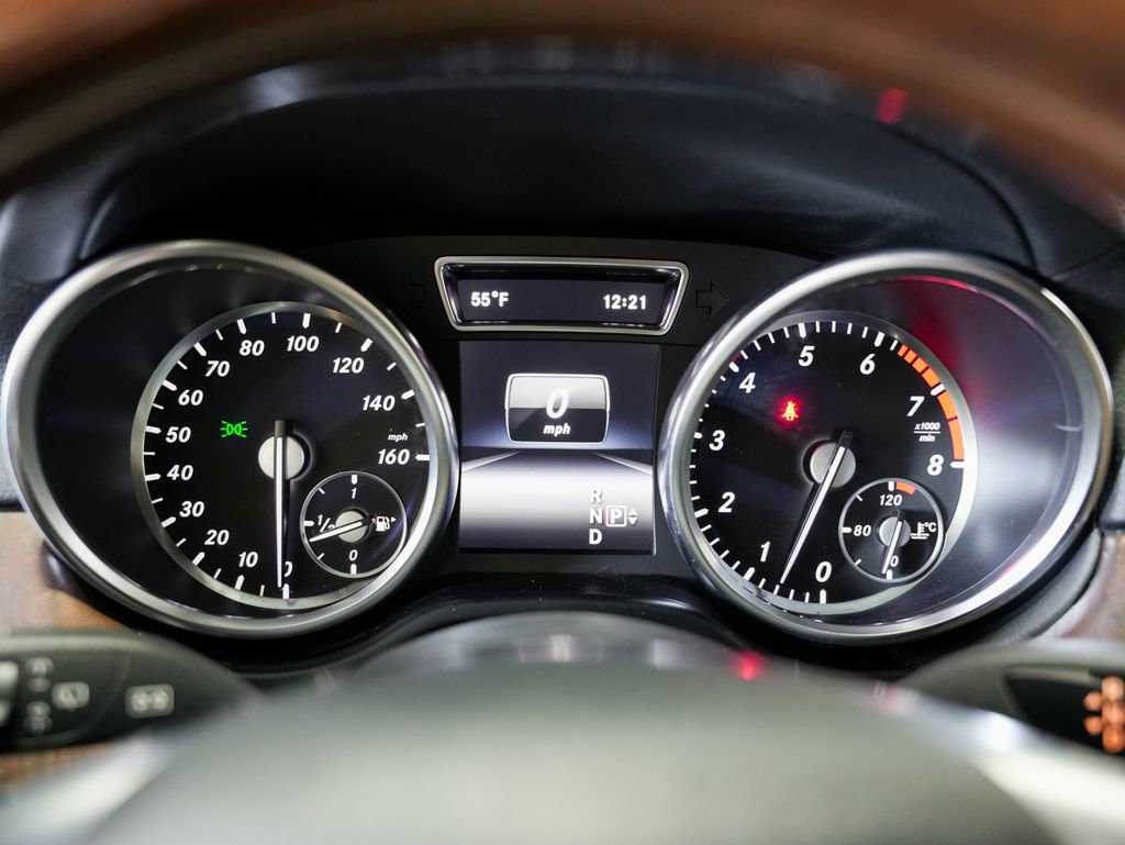 Used 2014 Mercedes-Benz GL 550 4MATIC image 12