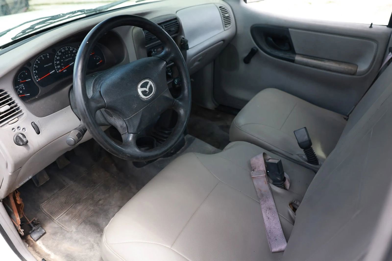 Used 2002 MAZDA B-Series Pickup 2WD Regular Cab B2300 image 13