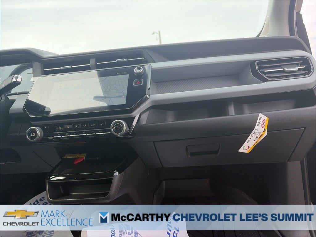 New 2027 Chevrolet Bolt LT w/ Comfort Package FWD image 29