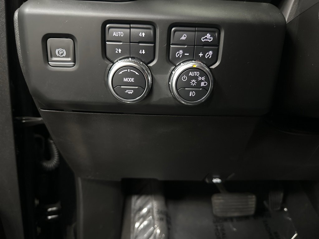 Used 2024 GMC Sierra 1500 Denali w/ Denali Carbonpro Edition image 34