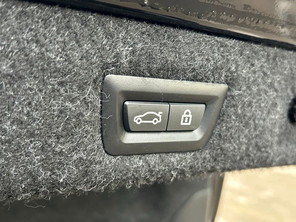 Used 2022 BMW M5 w/ Competition Package image 39