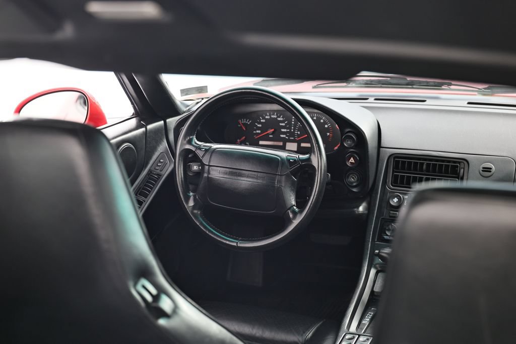 Used 1994 Porsche 928 GTS RWD image 32