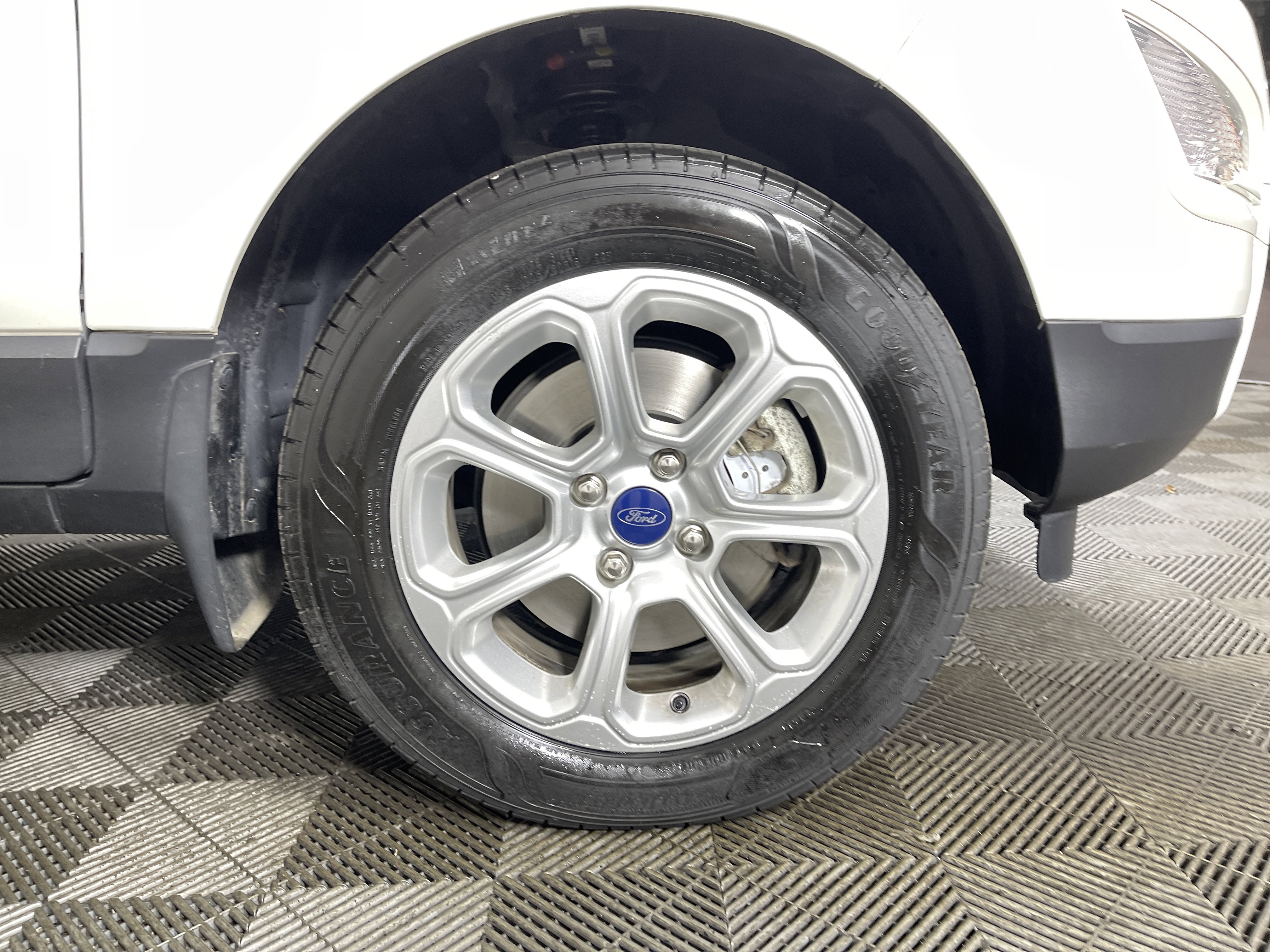 Used 2021 Ford EcoSport SE image 8