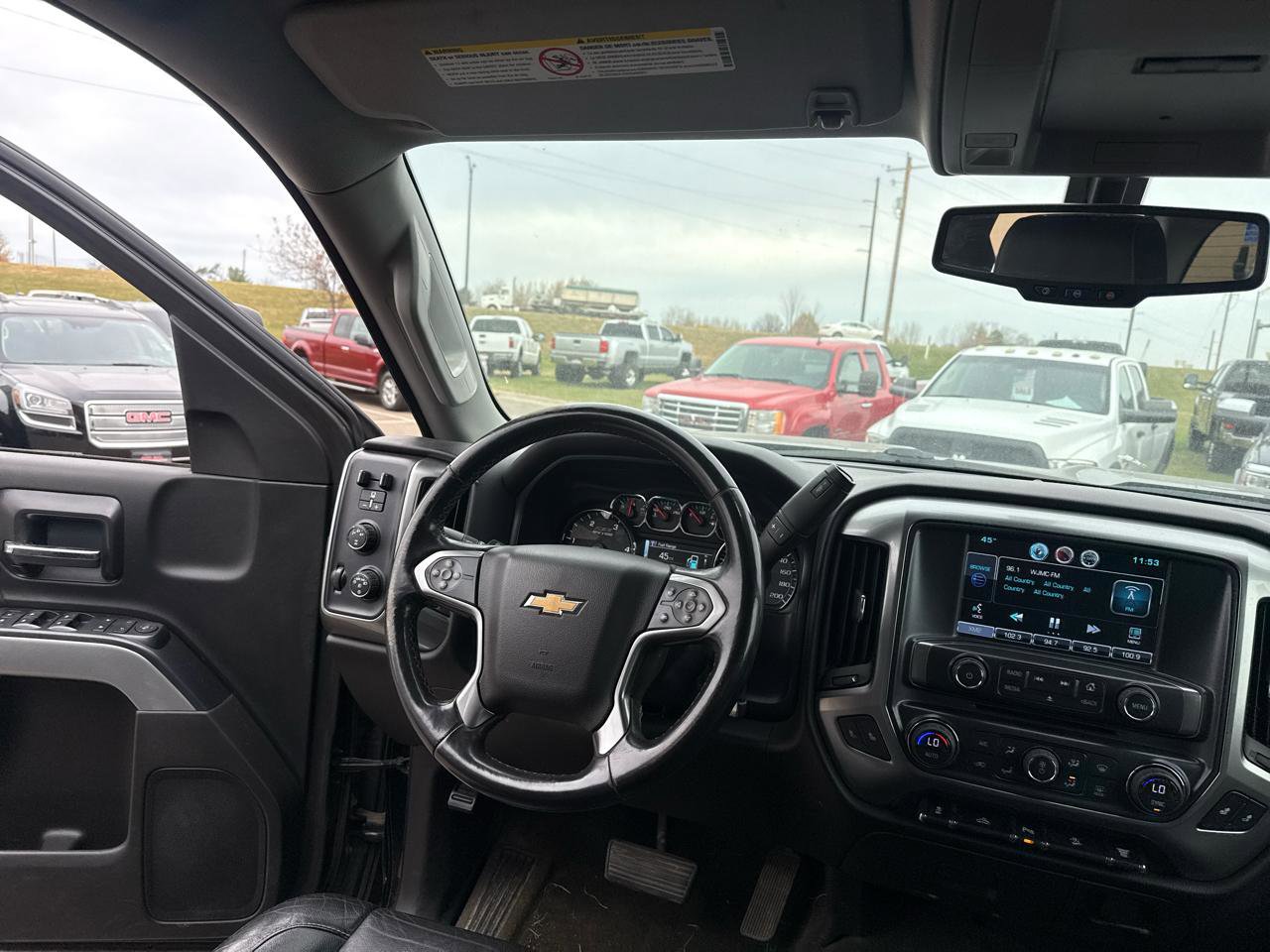 Used 2016 Chevrolet Silverado 2500 LT w/ Midnight Edition AWD/4WD image 24