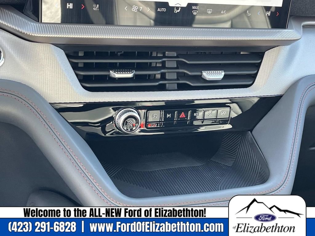 New 2026 Ford Explorer Active image 28