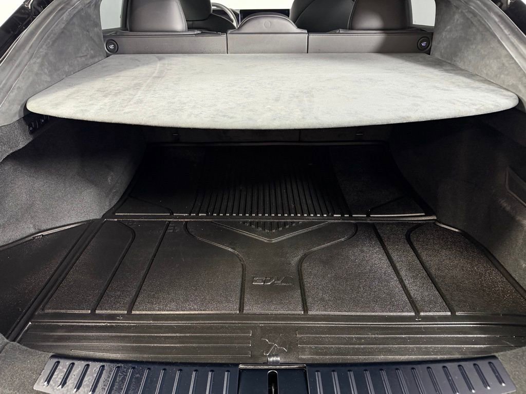 Used 2024 Tesla Model S AWD/4WD image 29