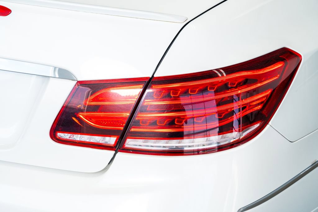 Used 2014 Mercedes-Benz E 350 Cabriolet image 27