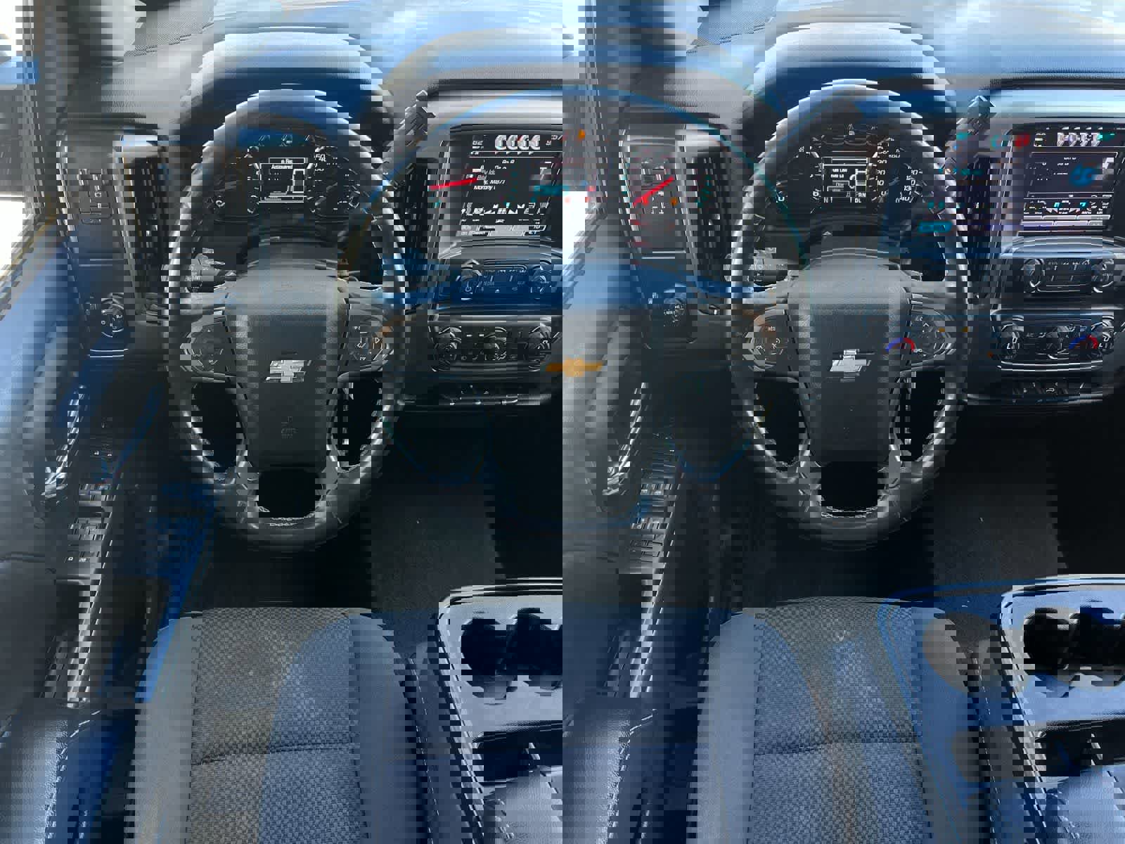 Used 2018 Chevrolet Silverado 1500 LT w/ Texas Edition RWD image 15