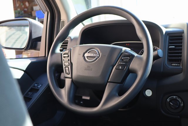 Used 2022 Nissan Frontier S w/ Technology Package image 40