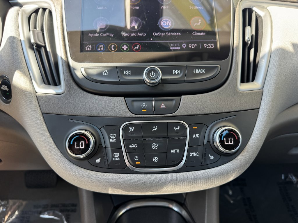 Used 2022 Chevrolet Malibu LT image 21