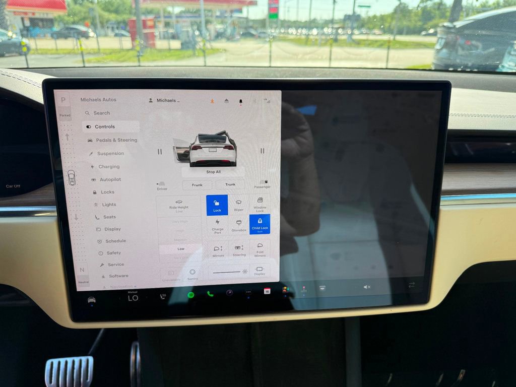 Used 2022 Tesla Model X AWD/4WD image 11