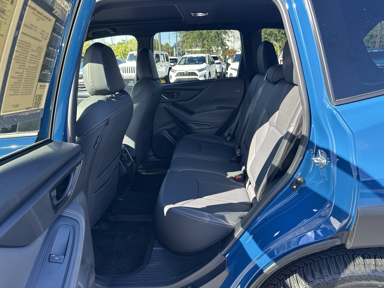 Used 2025 Subaru Forester Wilderness w/ Convenience Package AWD/4WD image 31
