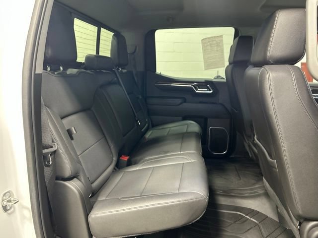 Used 2024 Chevrolet Silverado 1500 LT w/ Leather Package AWD/4WD image 18