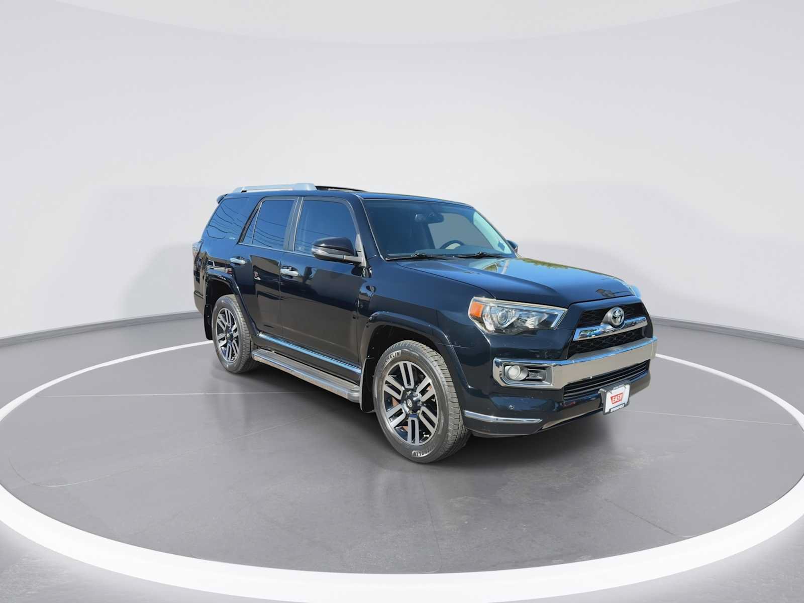 Used 2015 Toyota 4Runner Limited AWD/4WD image 2